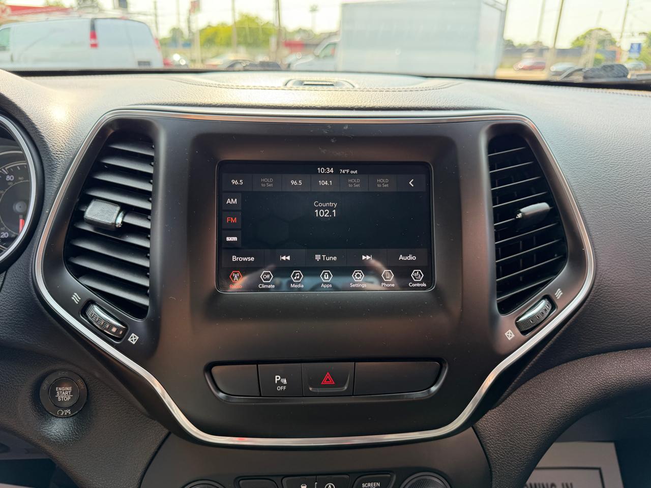 Jeep Cherokee Latitude Plus 4x4 2019