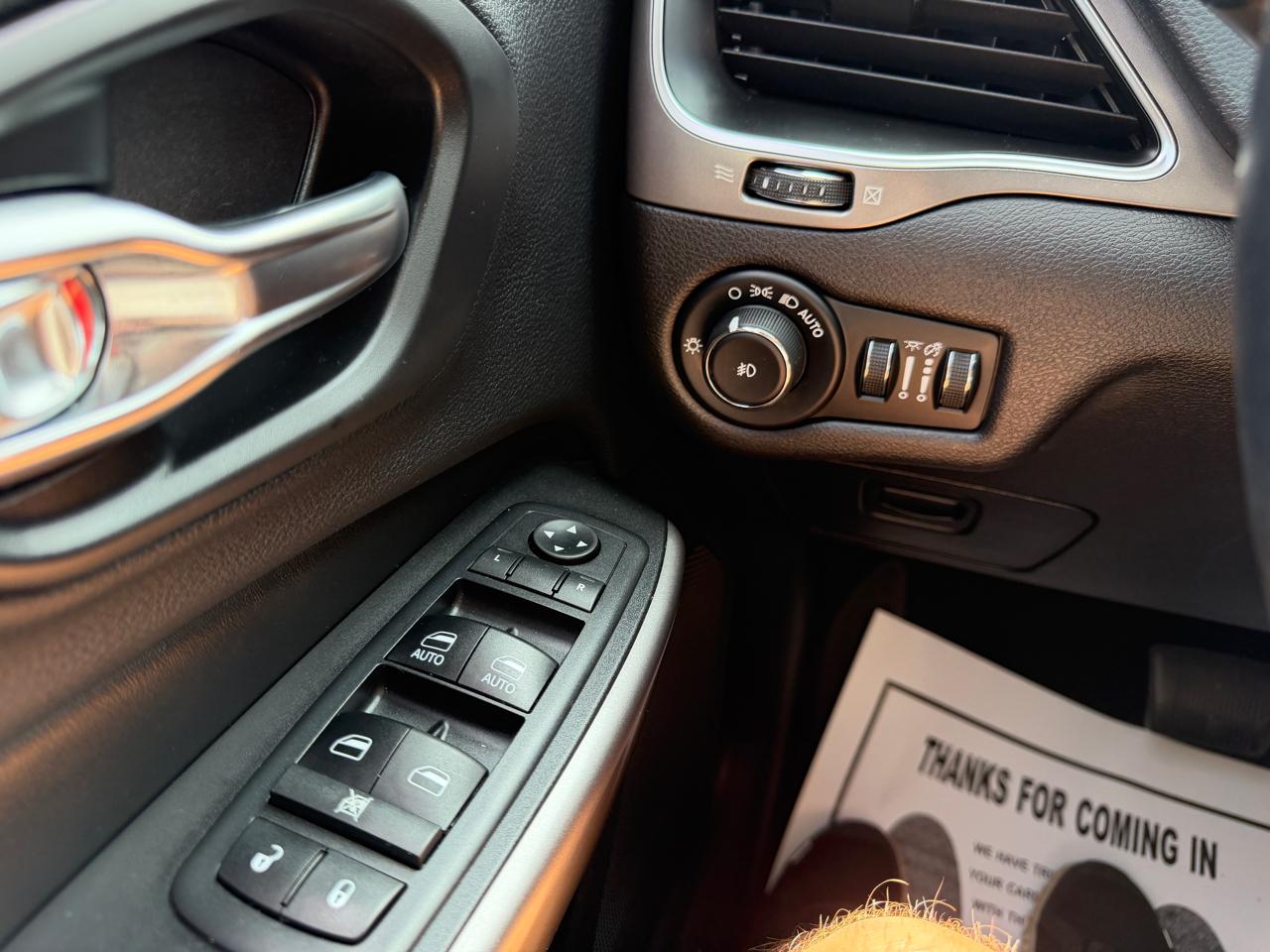 Jeep Cherokee Latitude Plus 4x4 2019
