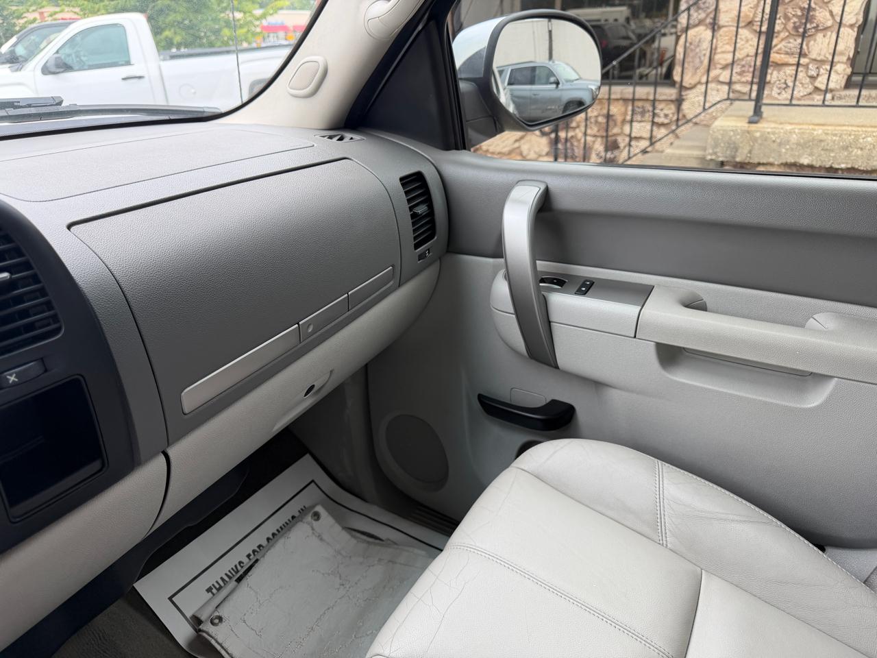 GMC Sierra 1500 4WD Crew Cab 143.5" SLE 2011