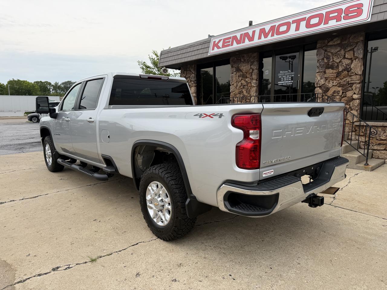 Chevrolet Silverado 2500HD 4WD Crew Cab 172" LT 2022