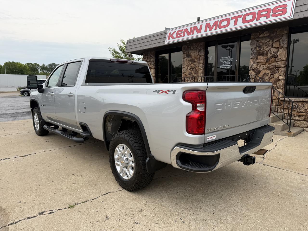Chevrolet Silverado 2500HD 4WD Crew Cab 172" LT 2022