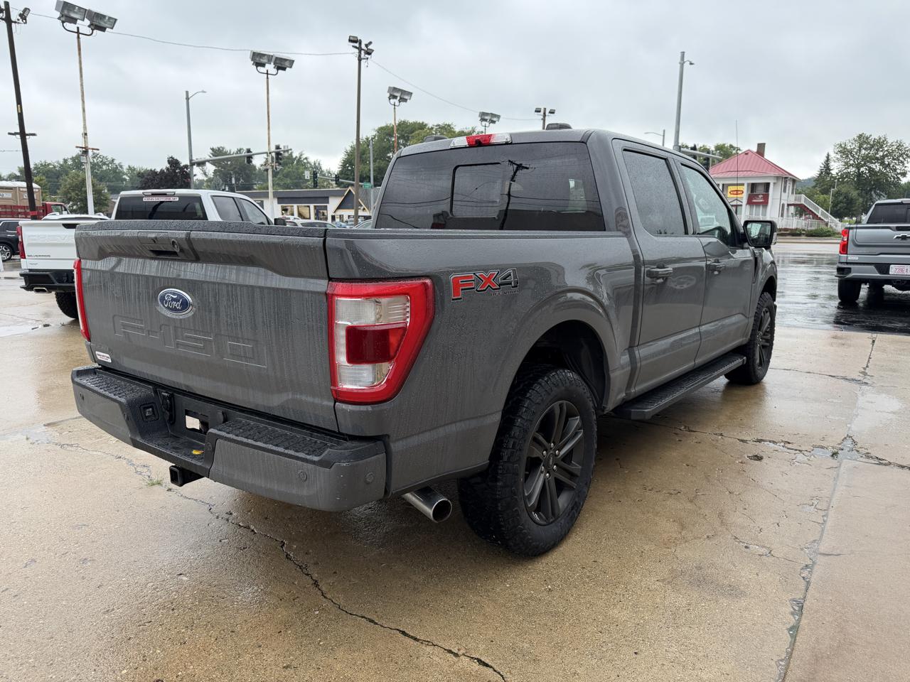 Ford F-150 4WD SuperCrew 145" Lariat 2021