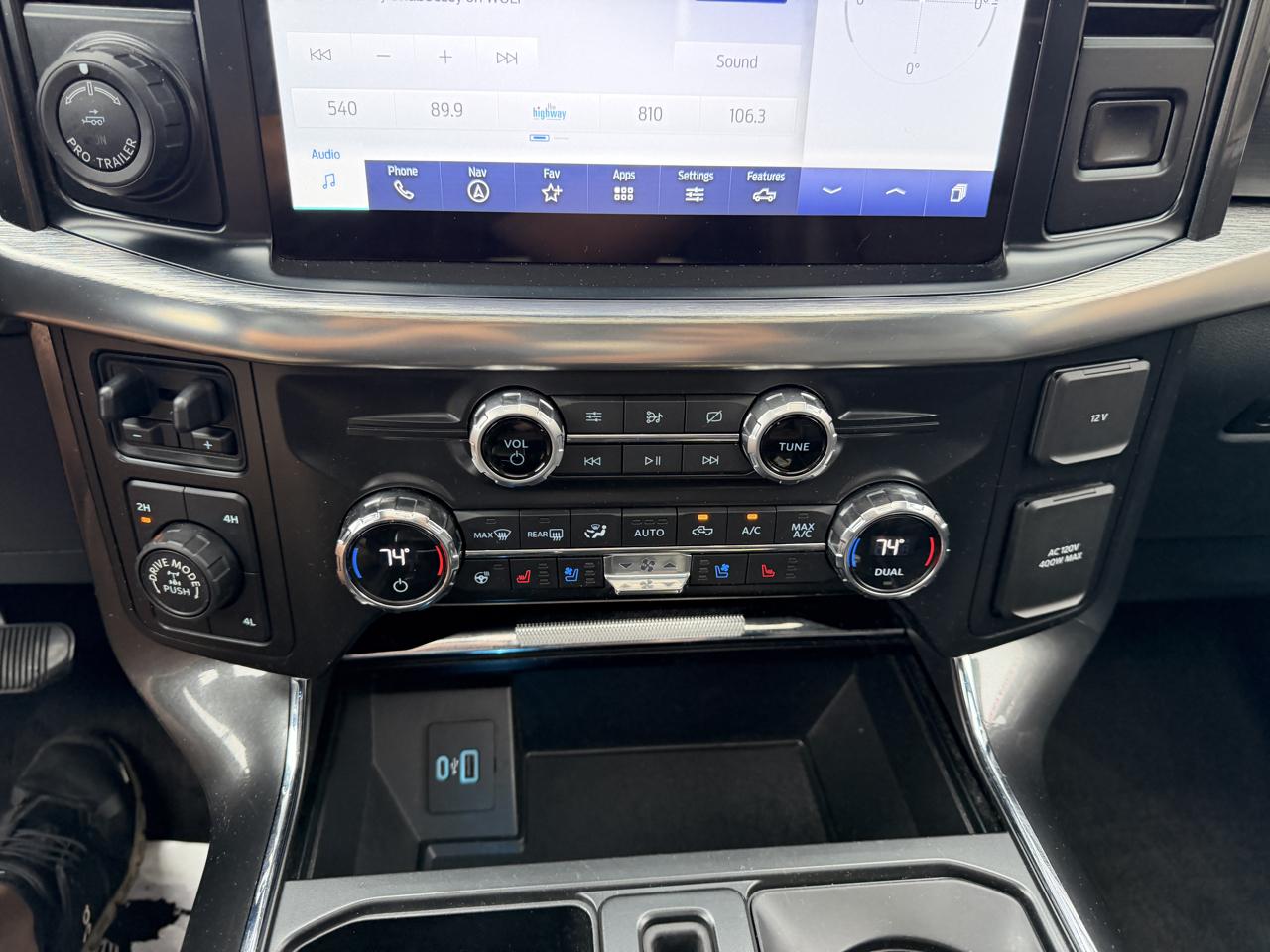 Ford F-150 4WD SuperCrew 145" Lariat 2021