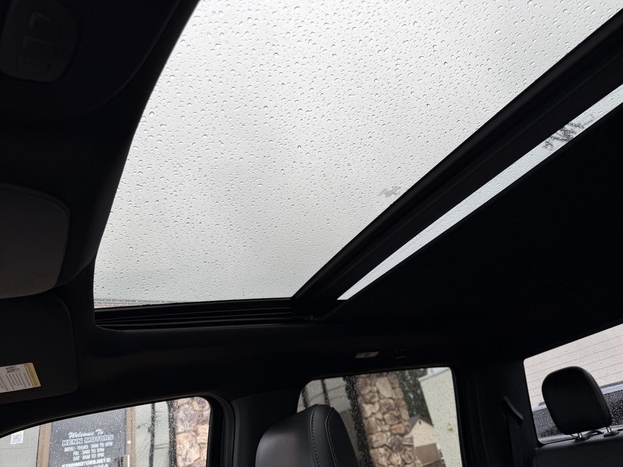 Ford F-150 4WD SuperCrew 145" Lariat 2021