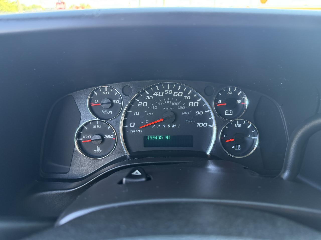 Chevrolet Express Cargo Van RWD 2500 135" 2015
