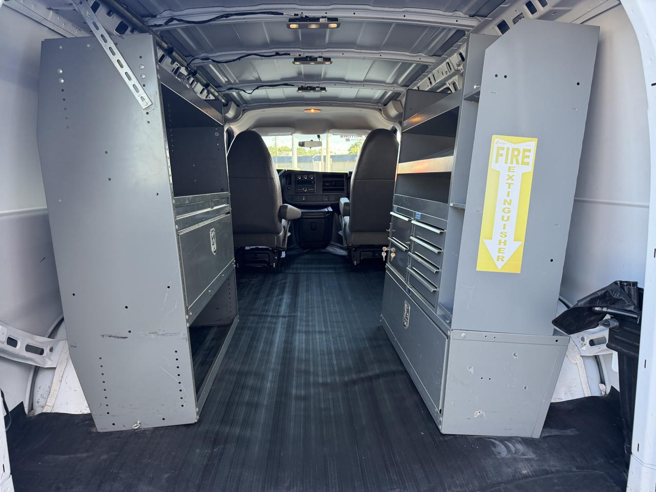 Chevrolet Express Cargo Van RWD 2500 135" 2015