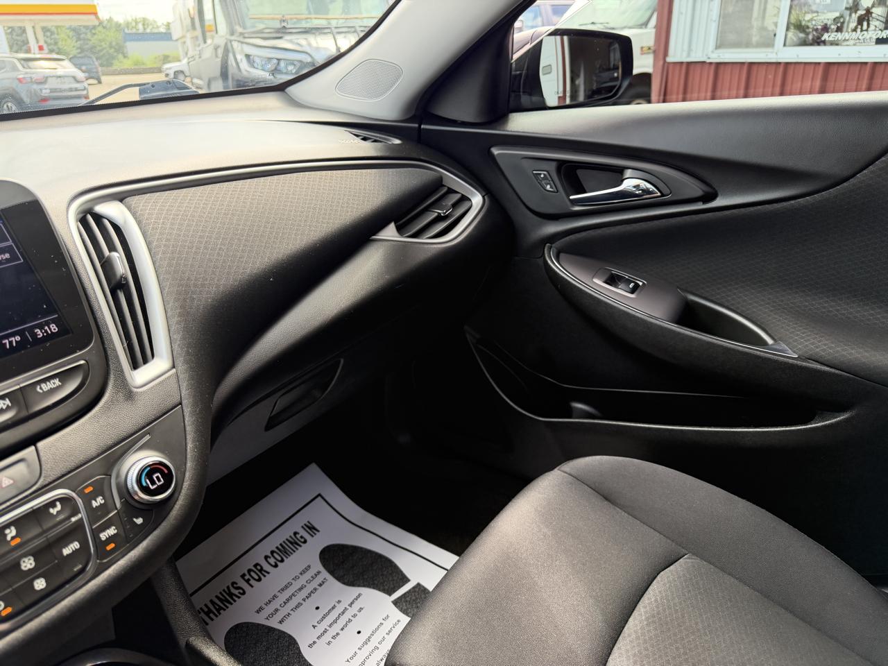 Chevrolet Malibu 4dr Sdn LT 2022