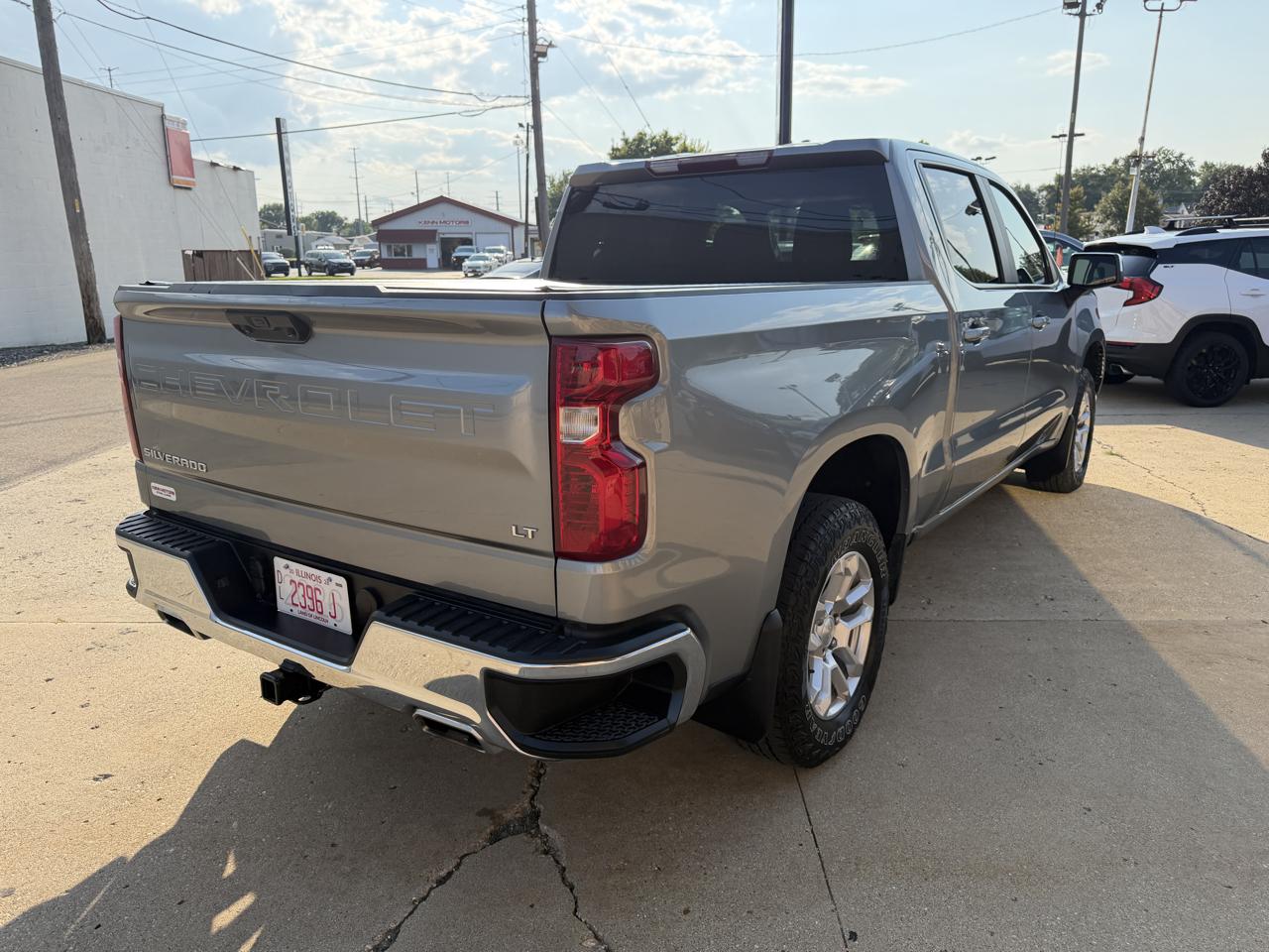 Chevrolet Silverado 1500 4WD Crew Cab 147" LT w/1LT 2023