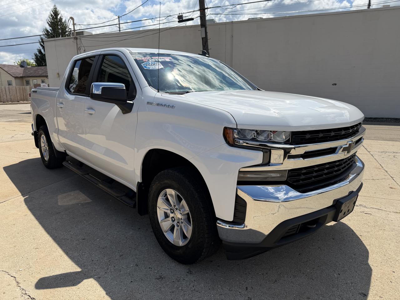 Chevrolet Silverado 1500 4WD Crew Cab 147" LT 2020