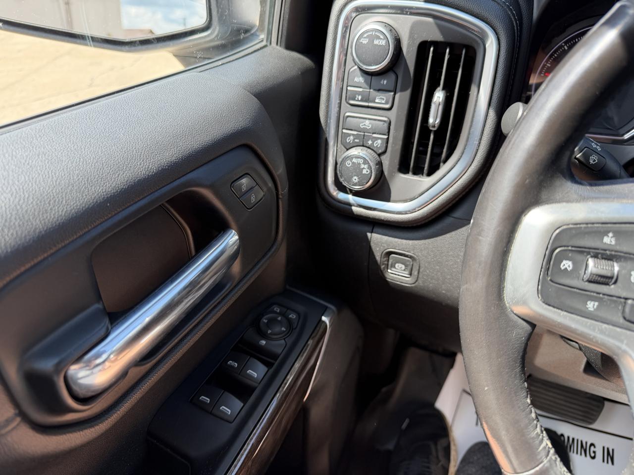 Chevrolet Silverado 1500 4WD Crew Cab 147" LT 2020
