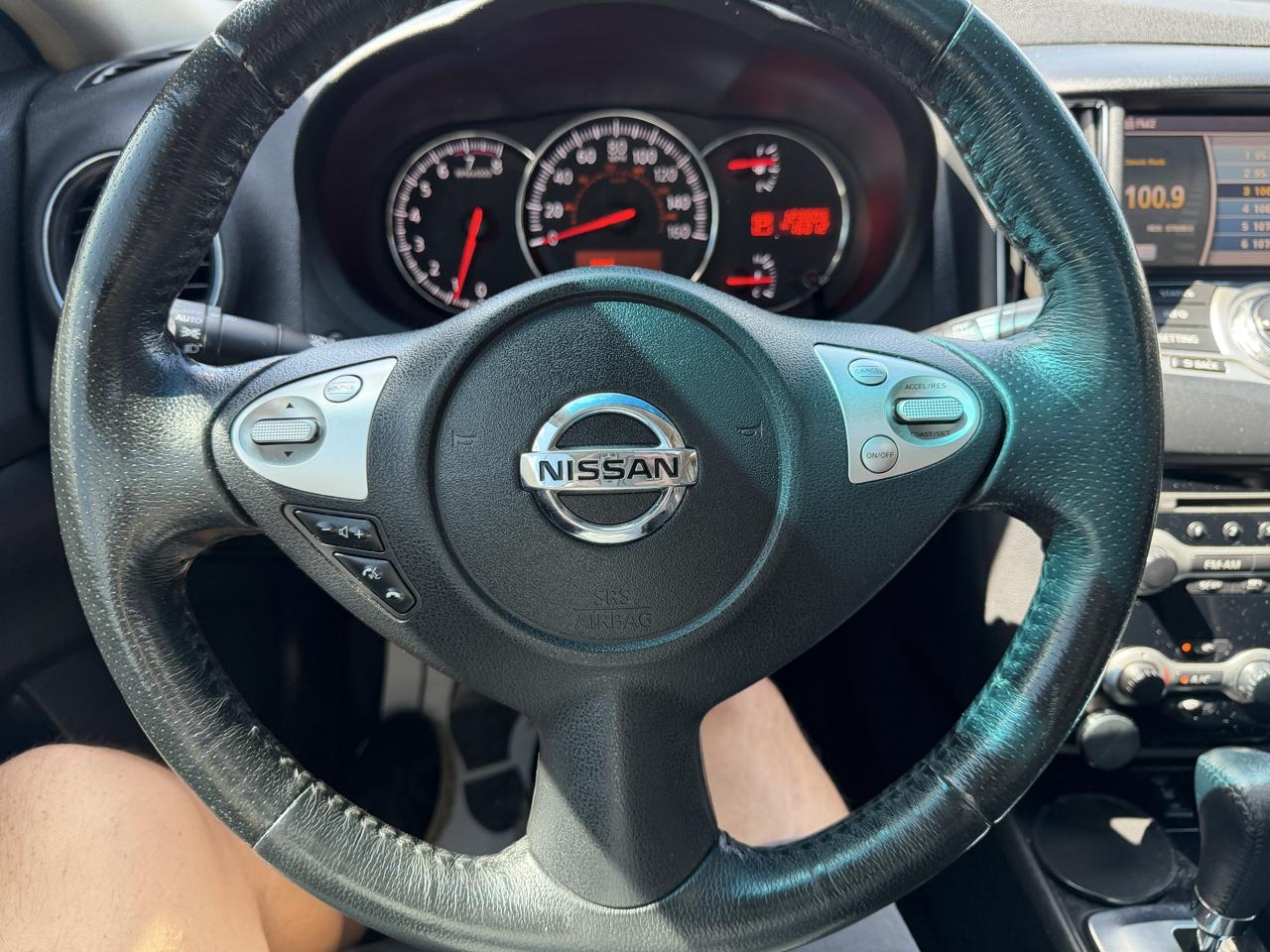 Nissan Maxima 4dr Sdn V6 CVT 3.5 SV 2011