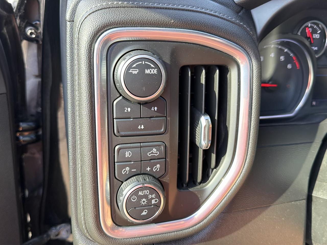 Chevrolet Silverado 2500HD 4WD Double Cab 149" LT 2022