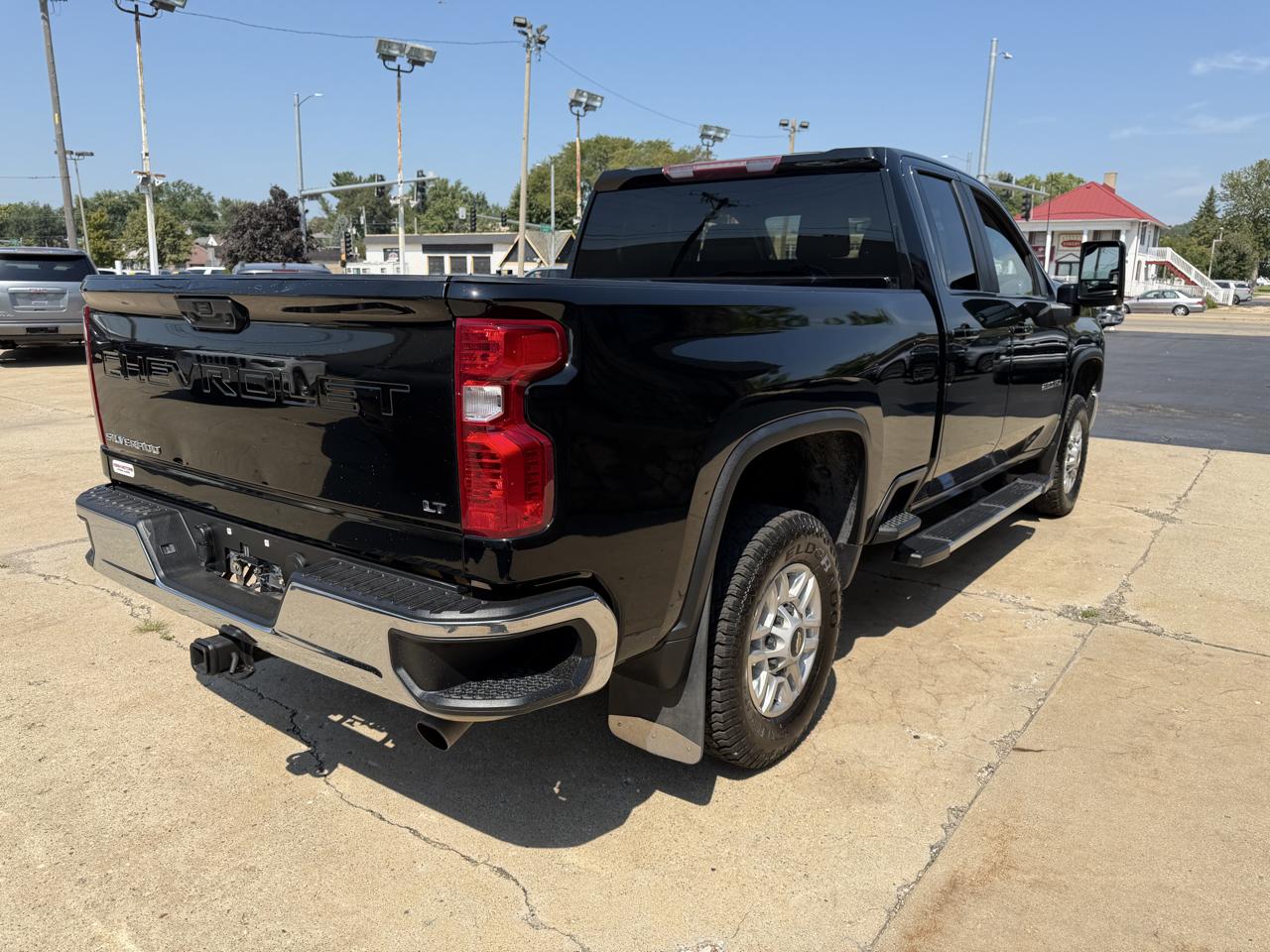 Chevrolet Silverado 2500HD 4WD Double Cab 149" LT 2022