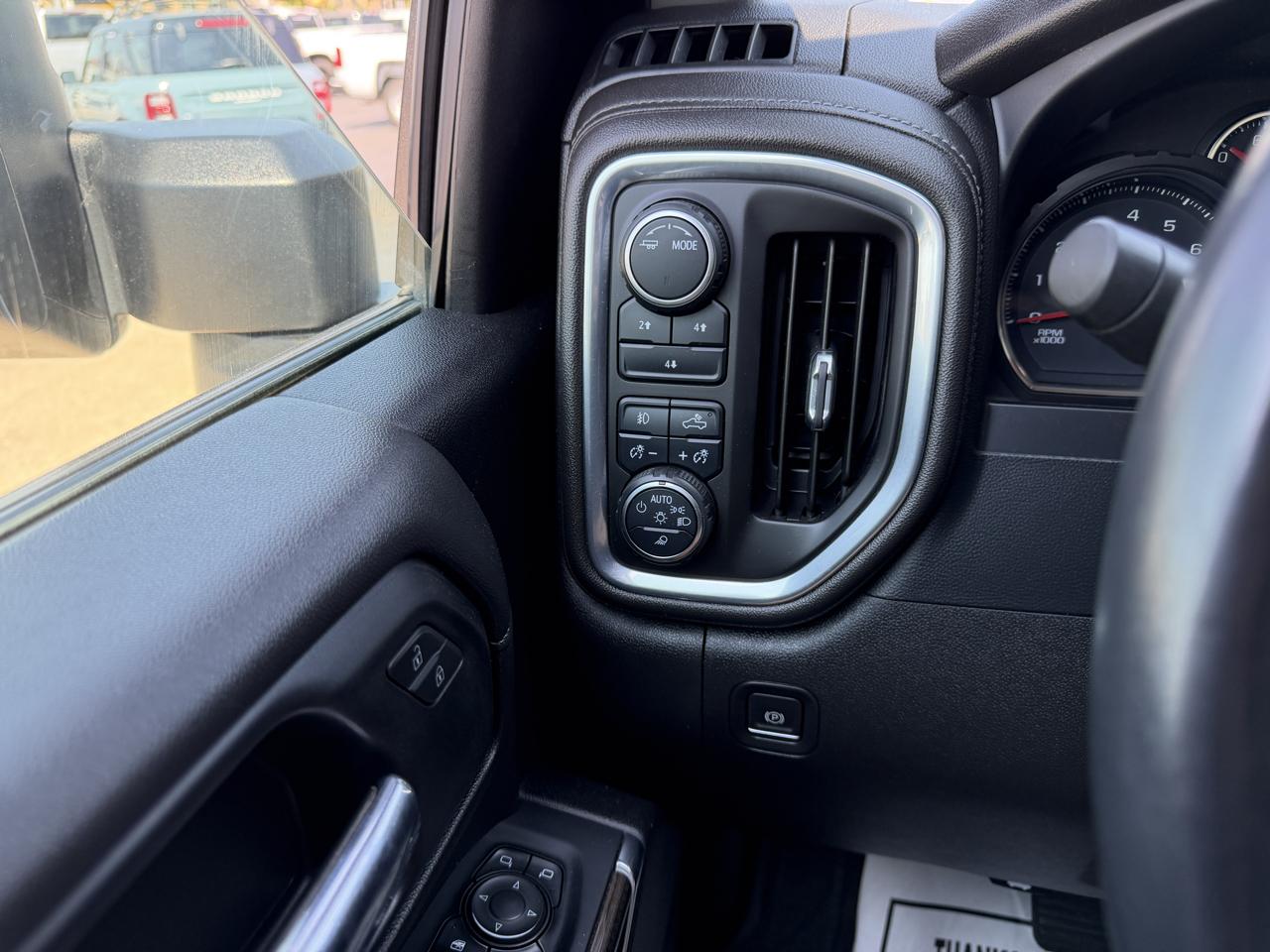 Chevrolet Silverado 2500HD 4WD Double Cab 149" LT 2022
