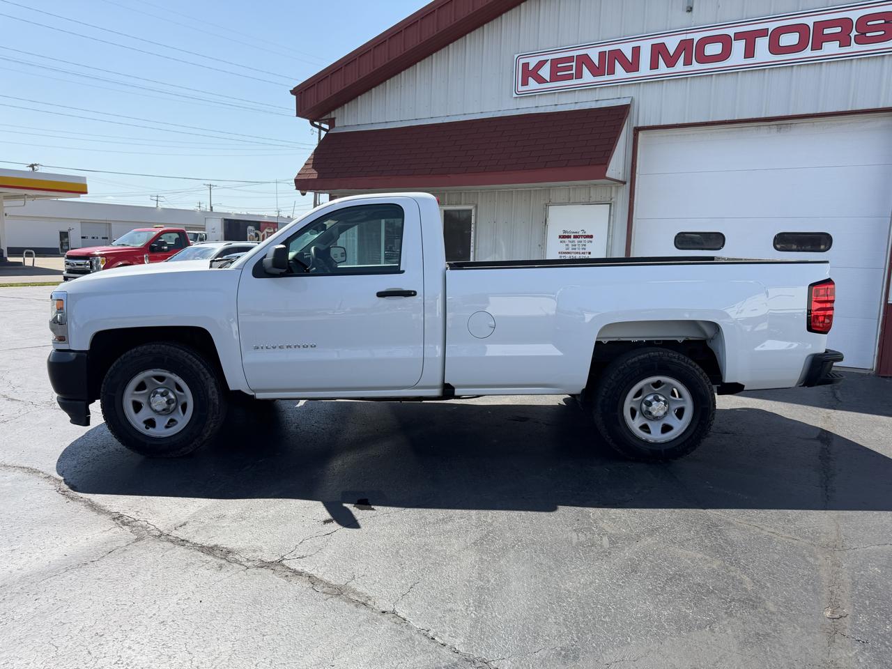 Chevrolet Silverado 1500 2WD Reg Cab 133.0" Work Truck 2017