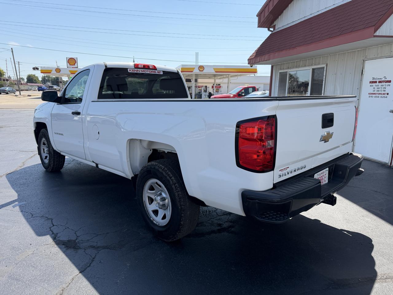 Chevrolet Silverado 1500 2WD Reg Cab 133.0" Work Truck 2017