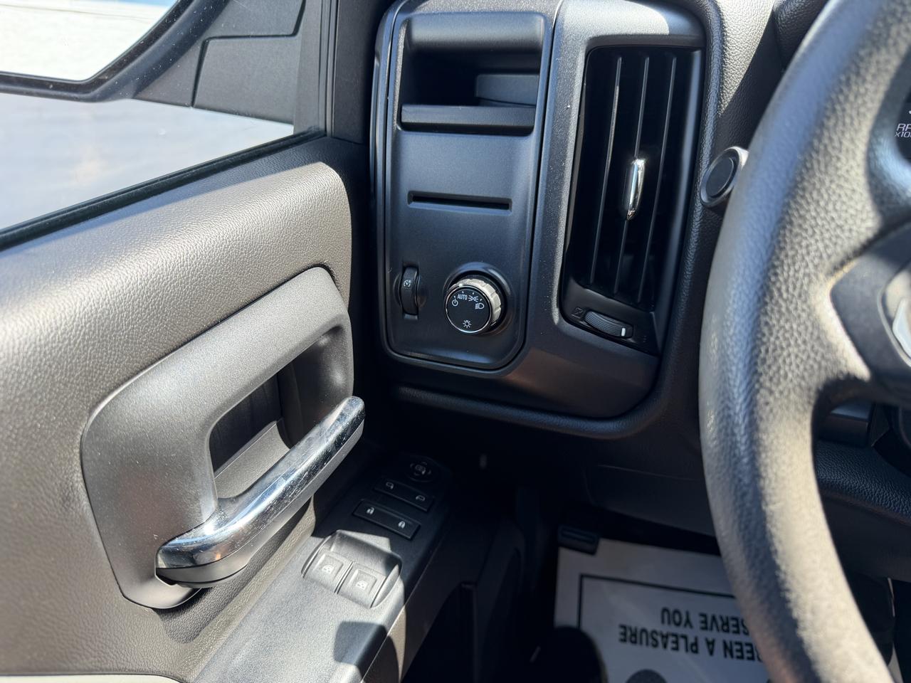 Chevrolet Silverado 1500 2WD Reg Cab 133.0" Work Truck 2017