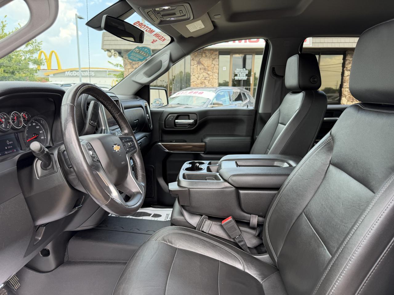 Chevrolet Silverado 1500 4WD Crew Cab 147" LT 2020