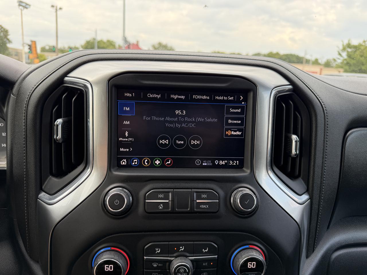 Chevrolet Silverado 1500 4WD Crew Cab 147" LT 2020