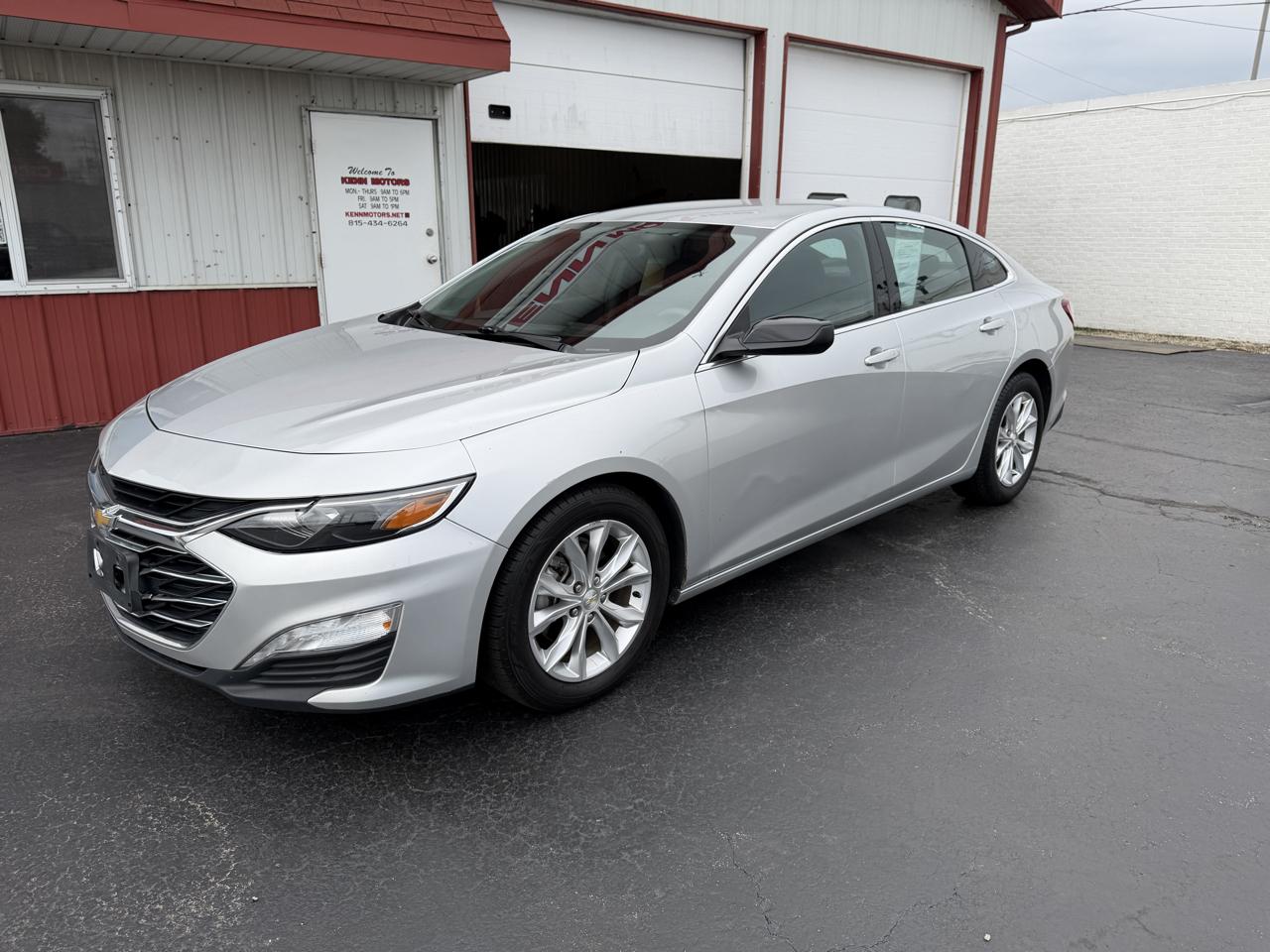 Chevrolet Malibu 4dr Sdn LT 2021