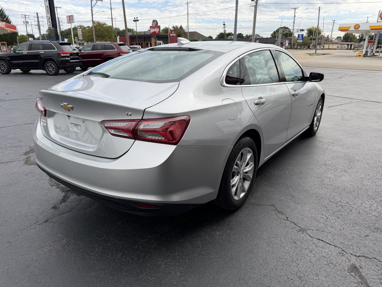 Chevrolet Malibu 4dr Sdn LT 2021