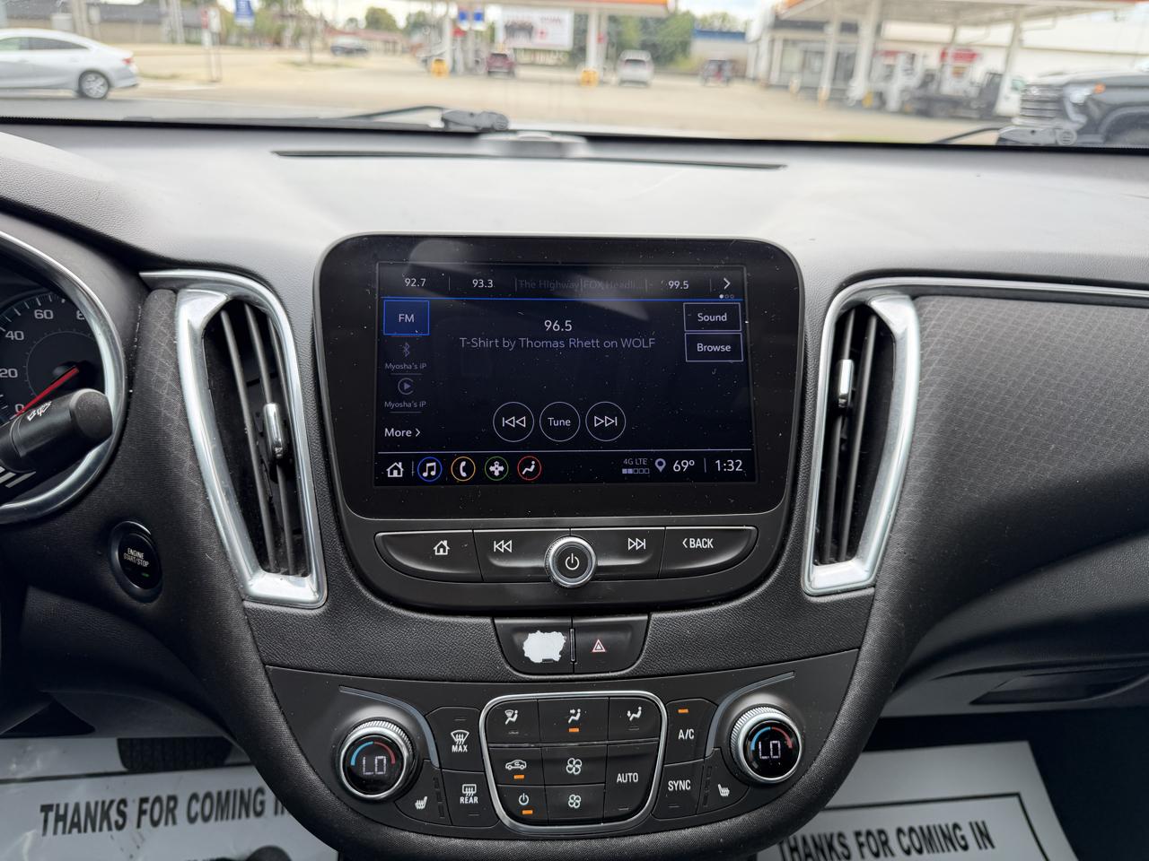 Chevrolet Malibu 4dr Sdn LT 2021
