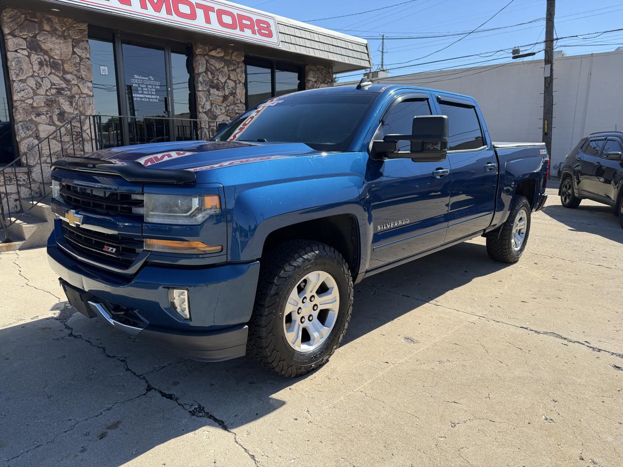 Chevrolet Silverado 1500 4WD Crew Cab 143.5" LT w/2LT 2016