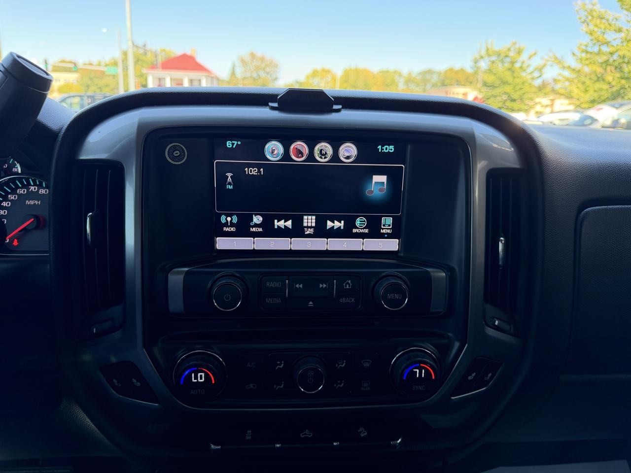 Chevrolet Silverado 1500 4WD Crew Cab 143.5" LT w/2LT 2016