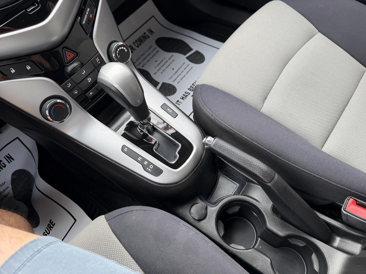 Chevrolet Cruze 4dr Sdn Auto LS 2014