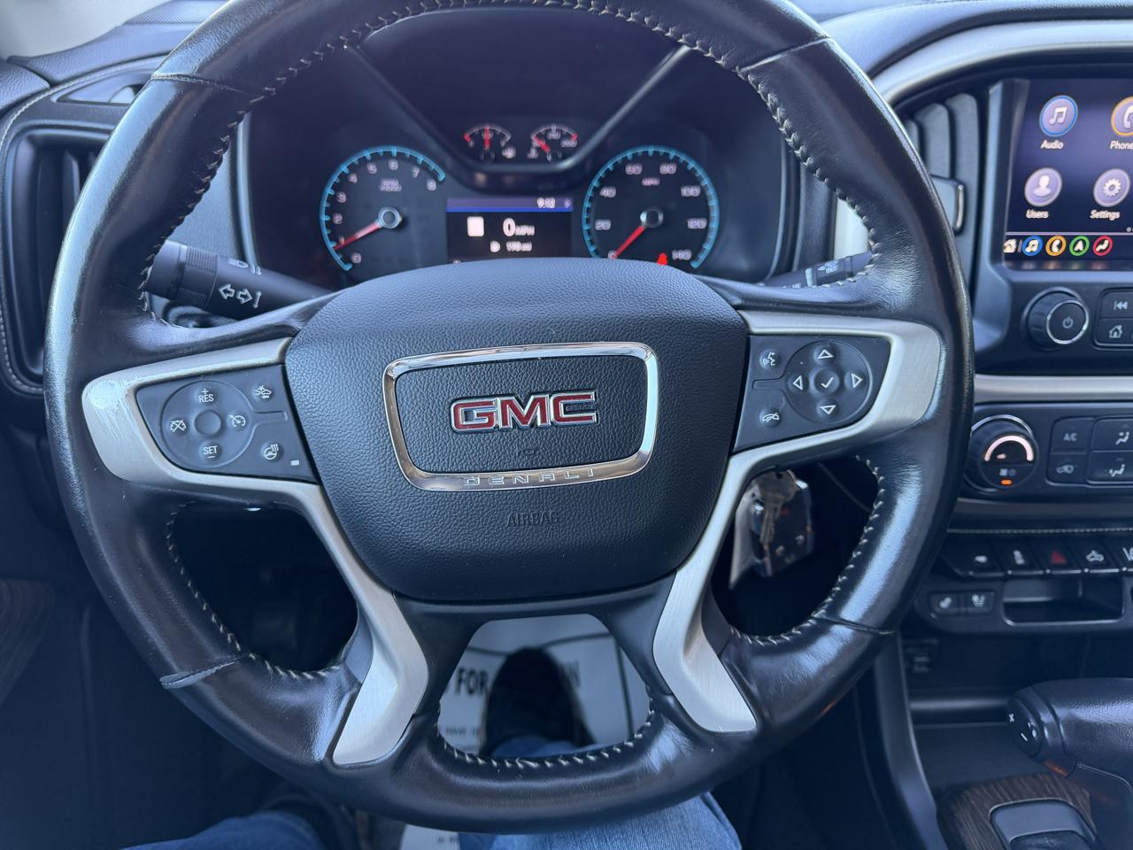 GMC Canyon 4WD Crew Cab 128.3" Denali 2019