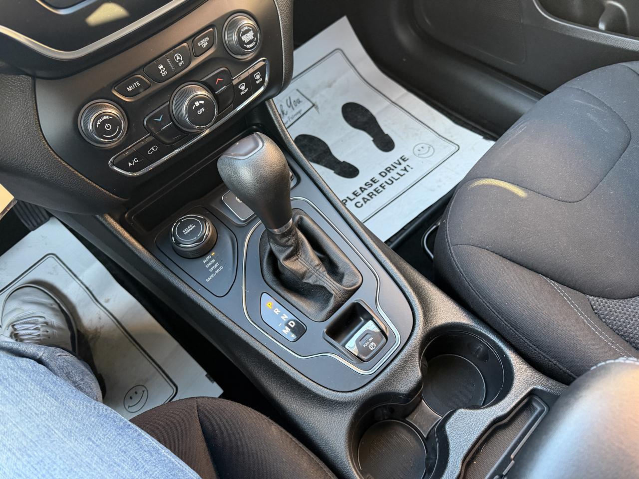Jeep Cherokee Latitude 4x4 2019
