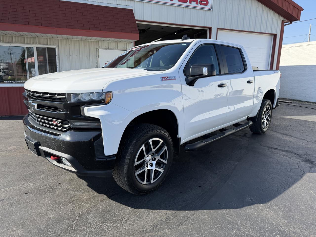 Chevrolet Silverado 1500 4WD Crew Cab 147" LT Trail Boss 2019