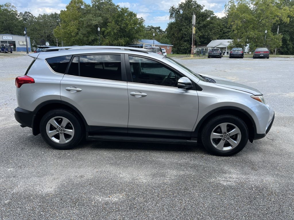 Toyota RAV4  2015