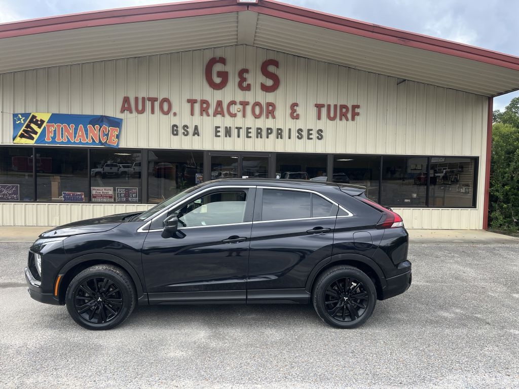 2023 Mitsubishi Eclipse Cross LE