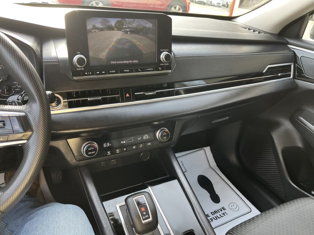 Mitsubishi Outlander  2024