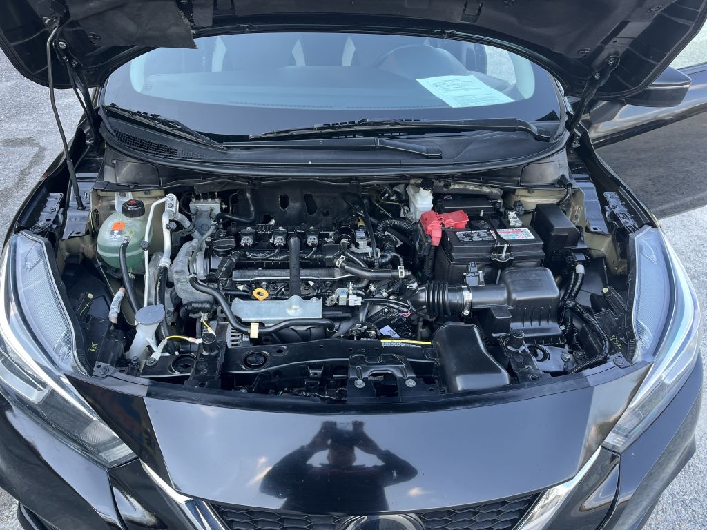Nissan Versa  2021