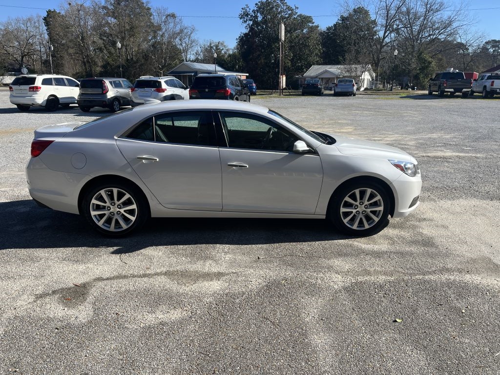 Chevrolet Malibu  2015