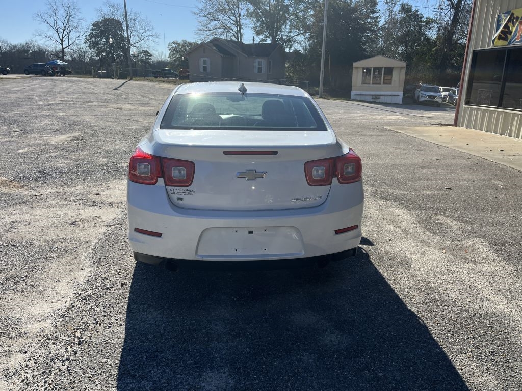 Chevrolet Malibu  2015