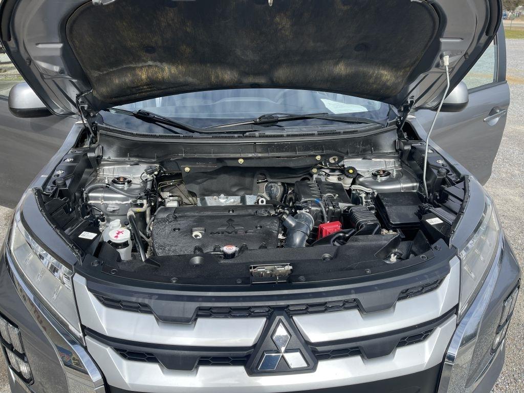 Mitsubishi Outlander Sport  2021