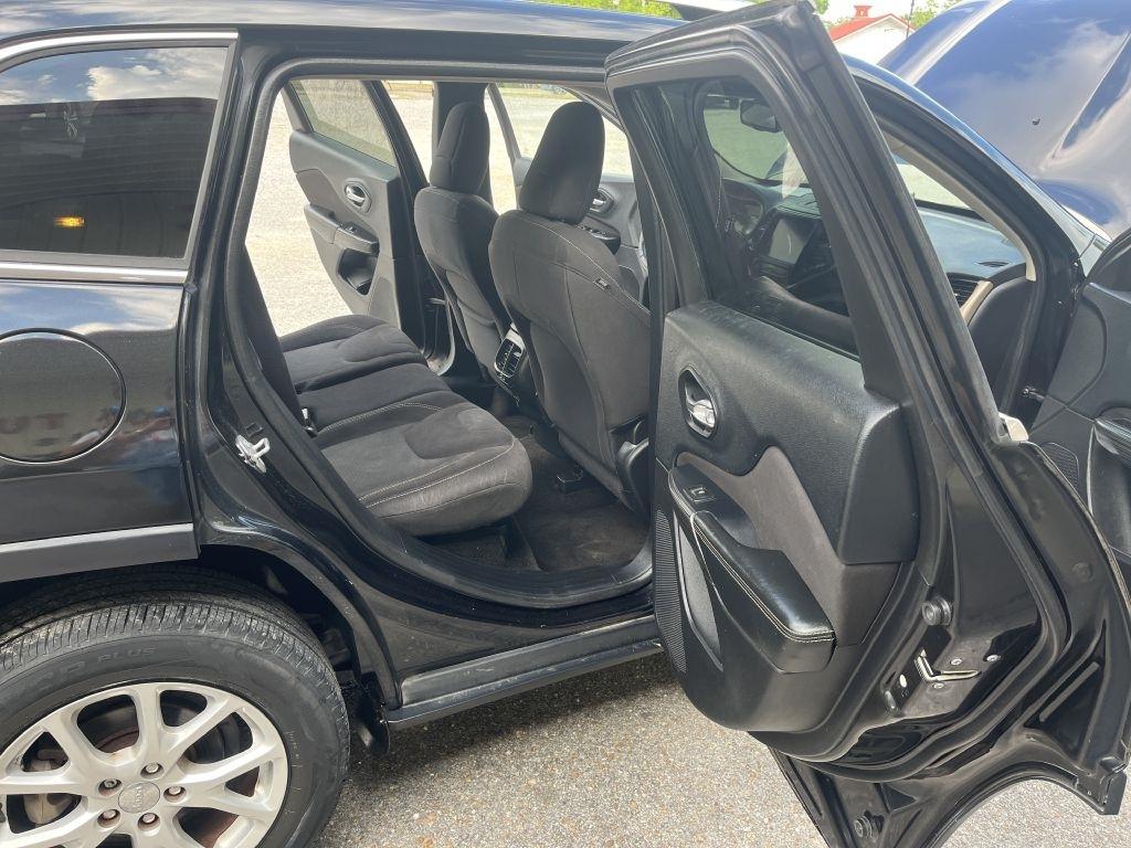 Jeep Cherokee  2016