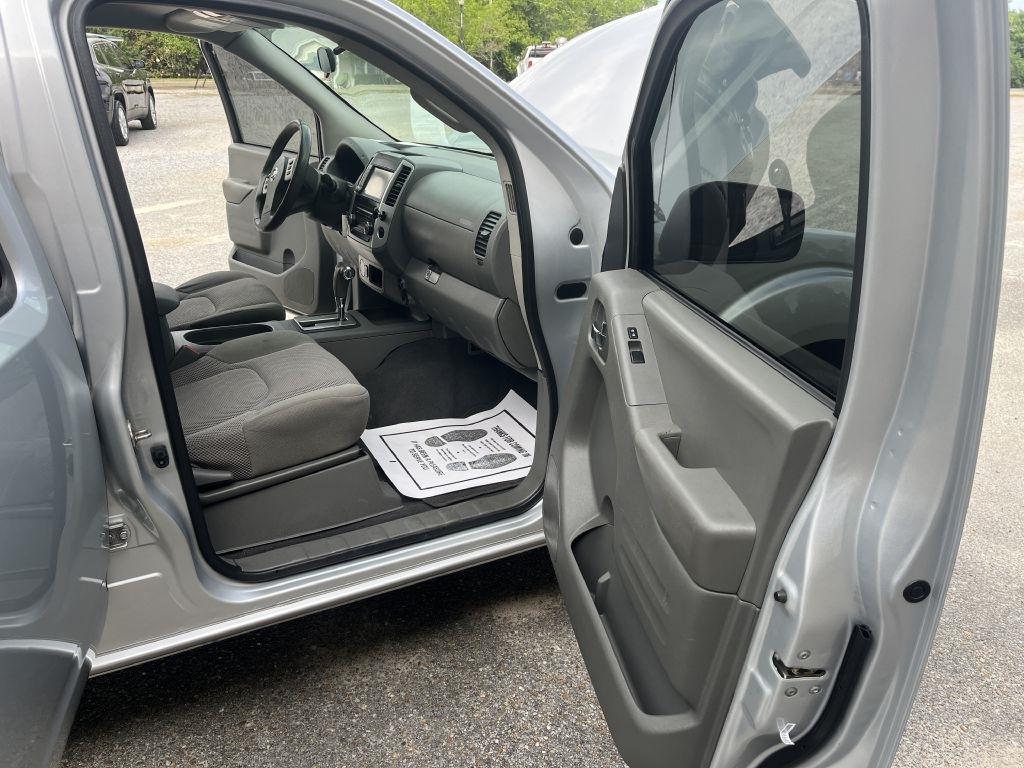 Nissan Frontier  2019