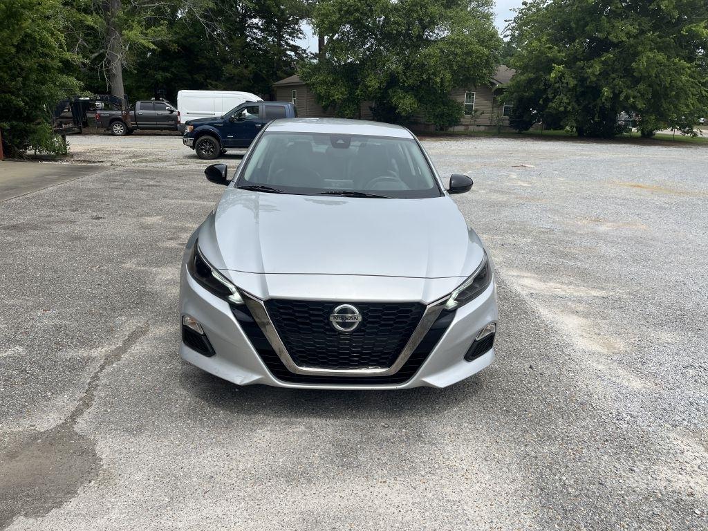Nissan Altima  2021
