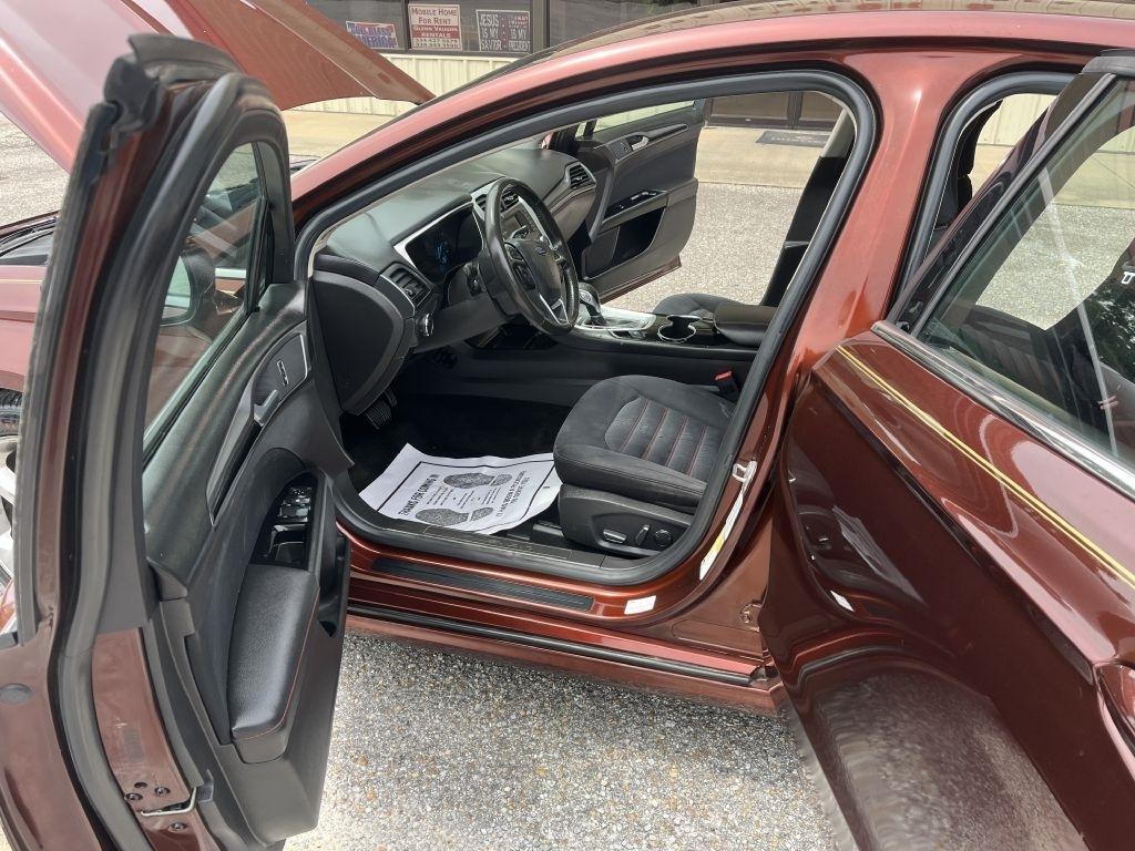 Ford Fusion  2016