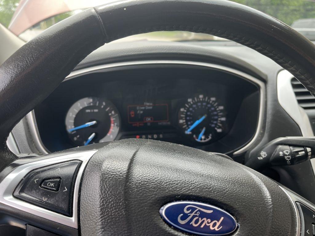 Ford Fusion  2016