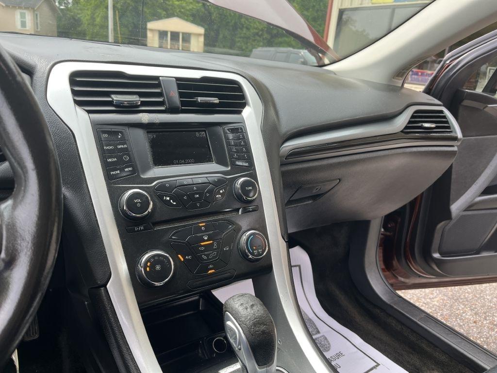 Ford Fusion  2016