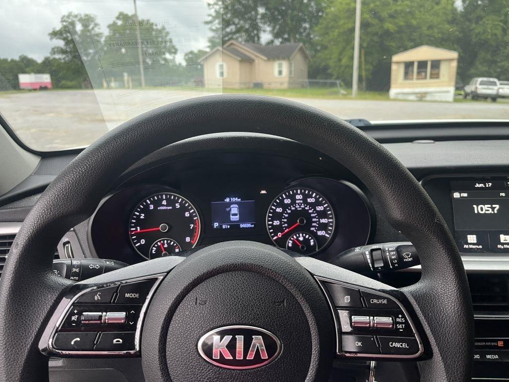Kia Optima  2020