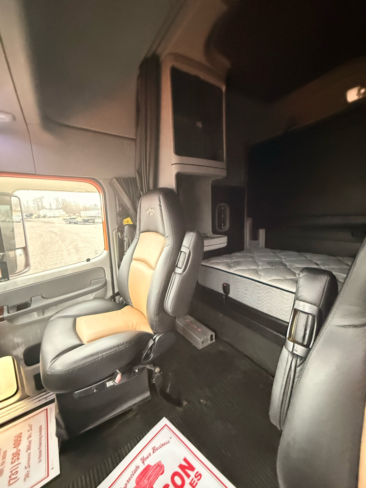 Freightliner Century  2001