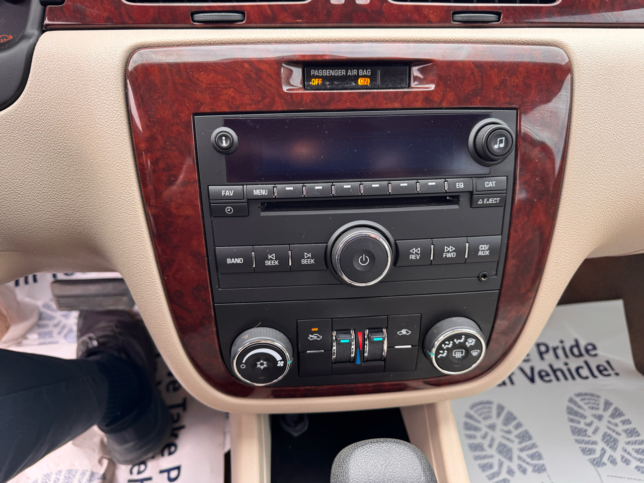 Chevrolet Impala 4dr Sdn LT 2010