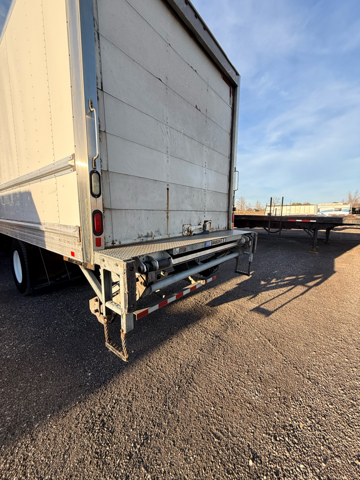 Freightliner M2  2018