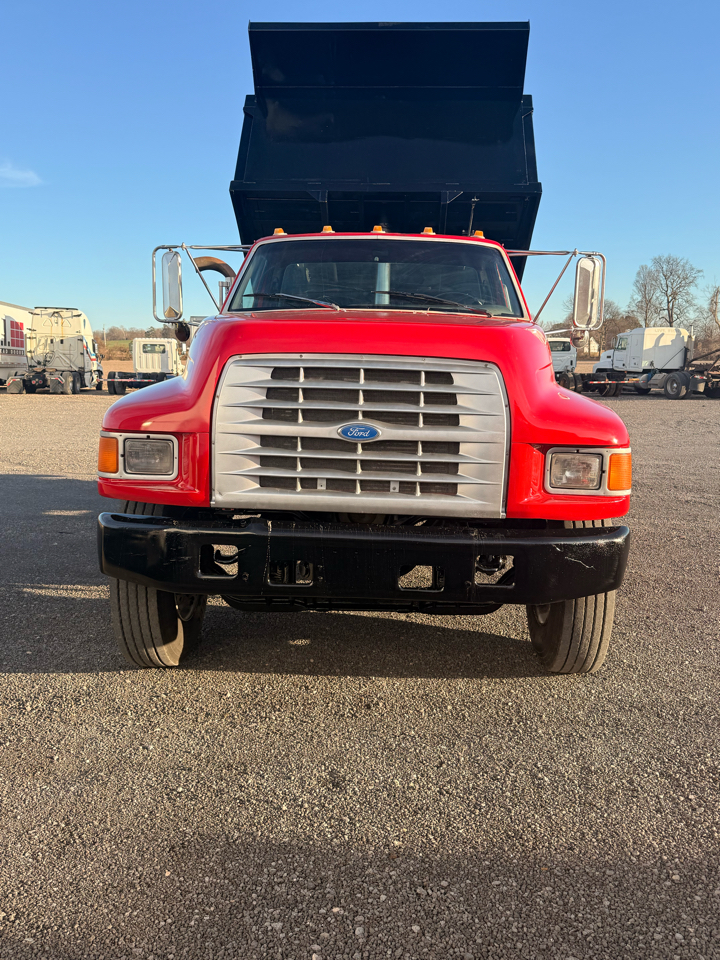 Ford F800  1995